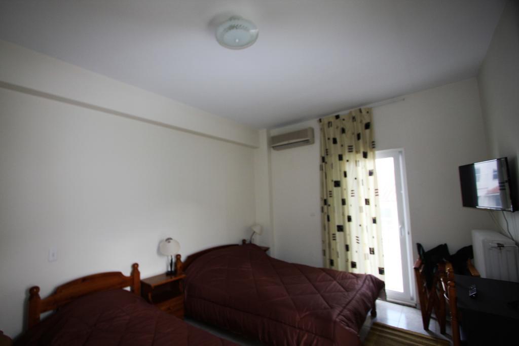 Miloi Rooms And Apartments Zewnętrze zdjęcie
