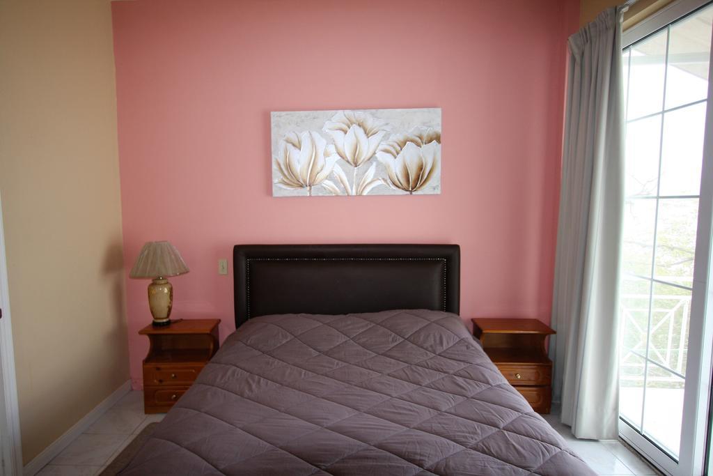Miloi Rooms And Apartments Zewnętrze zdjęcie