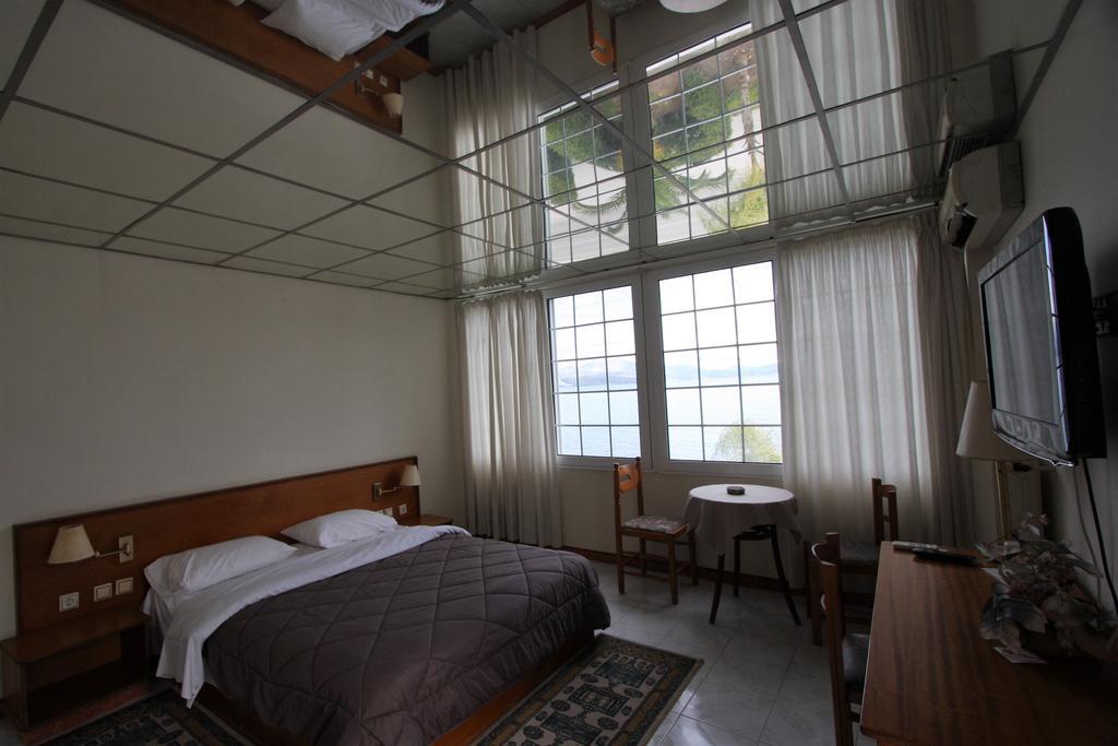 Miloi Rooms And Apartments Zewnętrze zdjęcie