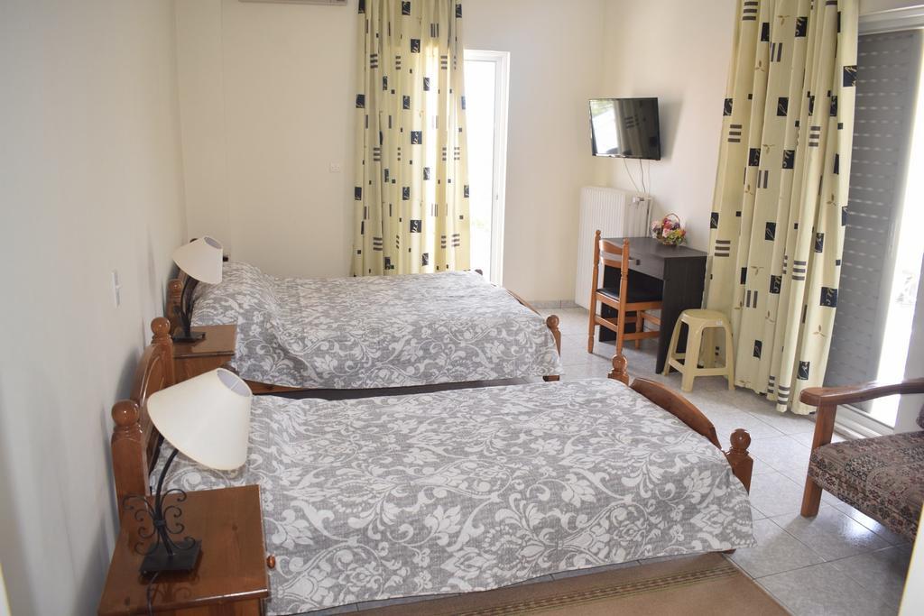 Miloi Rooms And Apartments Zewnętrze zdjęcie
